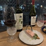 Wineshop & Diner FUJIMARU 浅草橋店 - 左側、アルゼンチンのdesignado 2020カベルネ・ソーヴィニヨンが、重い感じで自分の好きなタイプ。