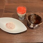 WAGYU-X - コーヒーと苺のジェラート、パンナコッタ