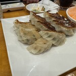 24時間 餃子酒場 - 