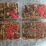 みかくどう - 焼きそば4パック。これで560円→550円にしてくれました。