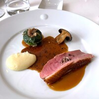 ジャルダン ポール・ボキューズ - 鴨。