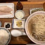 炭火焼濃厚中華そば 奥倫道 - 