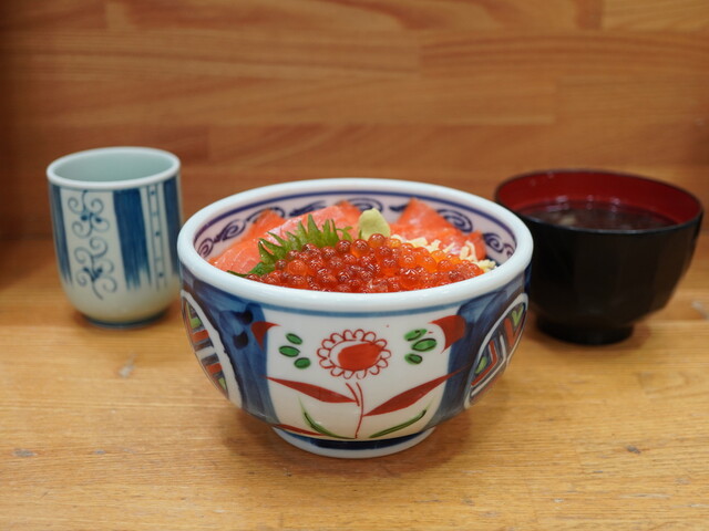 馬子とやすべ - 函館（海鮮丼）の写真