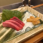 寿し処 一福 - 刺し盛り（長崎県産本まぐろ、数の子）