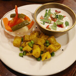 ガネーシュ - ビリヤニの付け合わせ