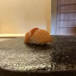 すし処 睦月 - 三河湾赤貝