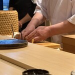 すし処 睦月 - 熟練の技