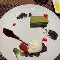 The Living Room with SKY BAR - 