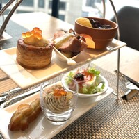 MIDO RESTAURANT PIC NIKA - 