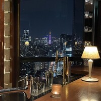 DINING & BAR TABLE 9 TOKYO - 