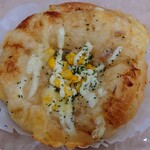 阪急ベーカリー香房 - 料理写真:令和7年3月 営業時間(10:00〜20:30)
ツナポテト 税込152円