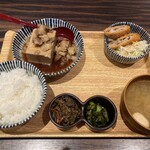 肉豆冨とレモンサワー 大衆食堂 安べゑ - 