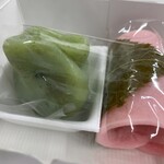 御菓子司　壷屋 - 桜餅、草餅 各170円