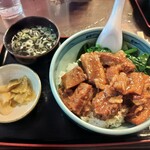 桃林 - 牛バラ丼900円