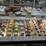 アヴランシュ・ゲネー - 