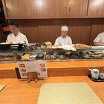 東鮨 新店 - 職人さんたちの様子