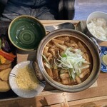 おだしとおさけ ゑふ - カレー味噌煮込みのおうどん　半ライス