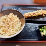 シラカワ - 煮干油醤油うどん 600円