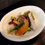 焼肉園 花牛 - 豪快焼き野菜盛り合わせ　748円