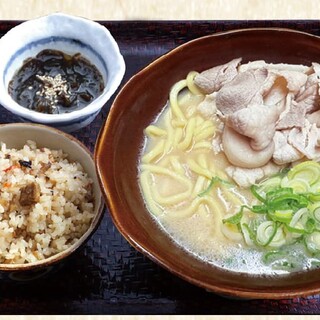 沖縄地料理 あんがま_1