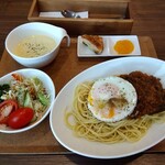 カフェバーGEN - 料理写真:ランチセット（ミートソース）1,500円　2025/02