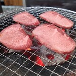 スミヨシホルモン - 