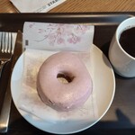 スターバックスコーヒー - 桜ドーナツ　もっちりとしておいしい