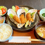 ニューおさかなセンター イチノニ - 三陸牡蠣フライ御膳