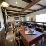 トラットリア セレーノ - 店内１