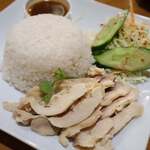 プロォーイ タイ料理 - 