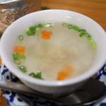 プロォーイ タイ料理 - 