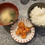 もっこすprimo - ご飯、お味噌汁、キムチ