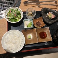 柳橋焼にく わにく - 