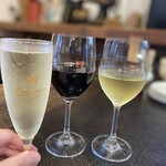 ワイン食堂 ビオワルン - ドリンク写真:ワイン