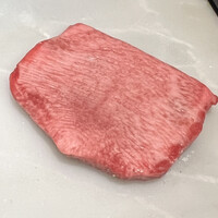 和牛焼肉 やくにく 路地裏 - タン元かな？