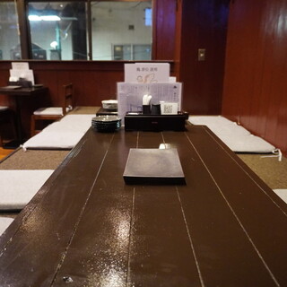 Up to 16 guests can be accommodated in a side-by-side arrangement!