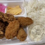 小僧寿し - 牡蠣フライ・唐揚げ合盛り弁当（大）