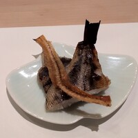 鮨あら井 - メヒカリ照り焼き　骨煎餅