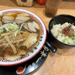 博多一幸舎 博多駅筑紫口店 - 