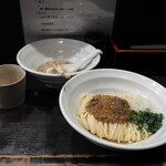 丿貫 - シーフードアヒージョのあえ玉着丼