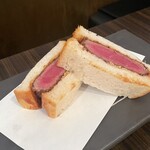 SATOブリアン にごう - 一番楽しみにしていたブリカツサンド。