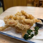 居酒屋 仲よし - いかげそ天ぷら（450円）