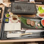 和牛しゃぶしゃぶ･ステーキ 喜楽 - 俵ハンバーグ