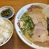バスラーメン - ラーメンとチビライス800円