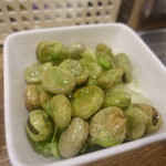 空豆のカリッと素揚げ