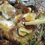 漁師居酒屋 楓 - 美味しいとされている頬肉を一番にいただきましたｗ