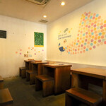 玄米カフェ実身美 - 1階 テーブル・カウンター