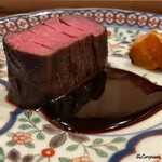 御料理 寺沢 - 雌の蝦夷鹿の背ロースの炭火焼