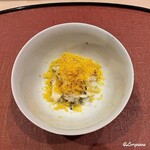 御料理 寺沢 - たっぷりの唐墨が削られた穴子の白焼の飯蒸し