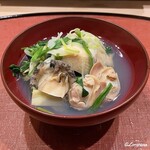 御料理 寺沢 - あわびと蛤と牡蠣の芹鍋を留椀代わりに